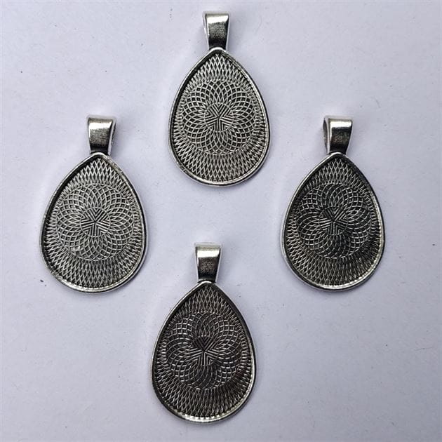 Crafteria GOLD PENDANT BEZELS D-12