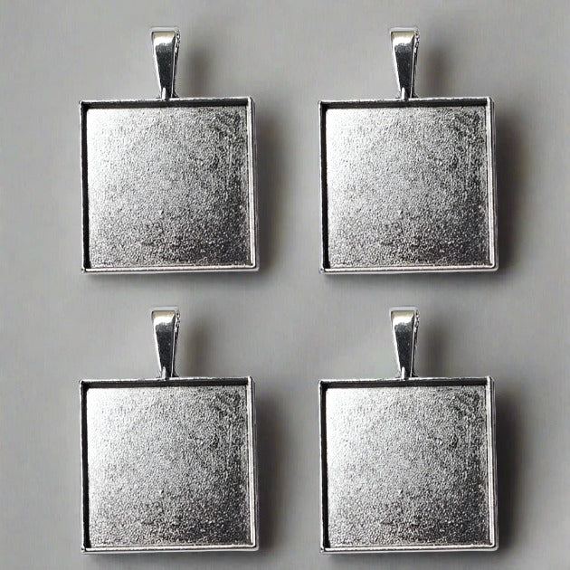 Crafteria GOLD PENDANT BASE D-18